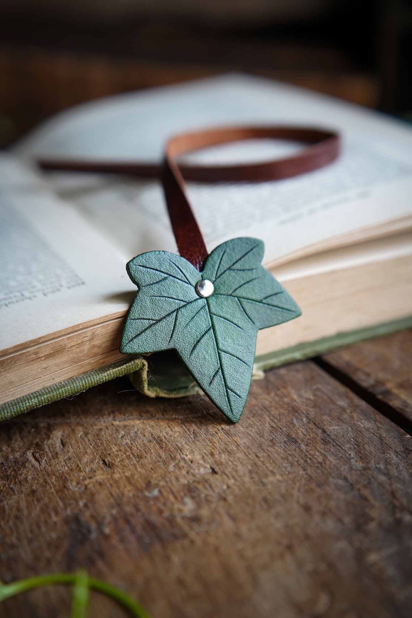 Ivy Leaf Leather Bookmark