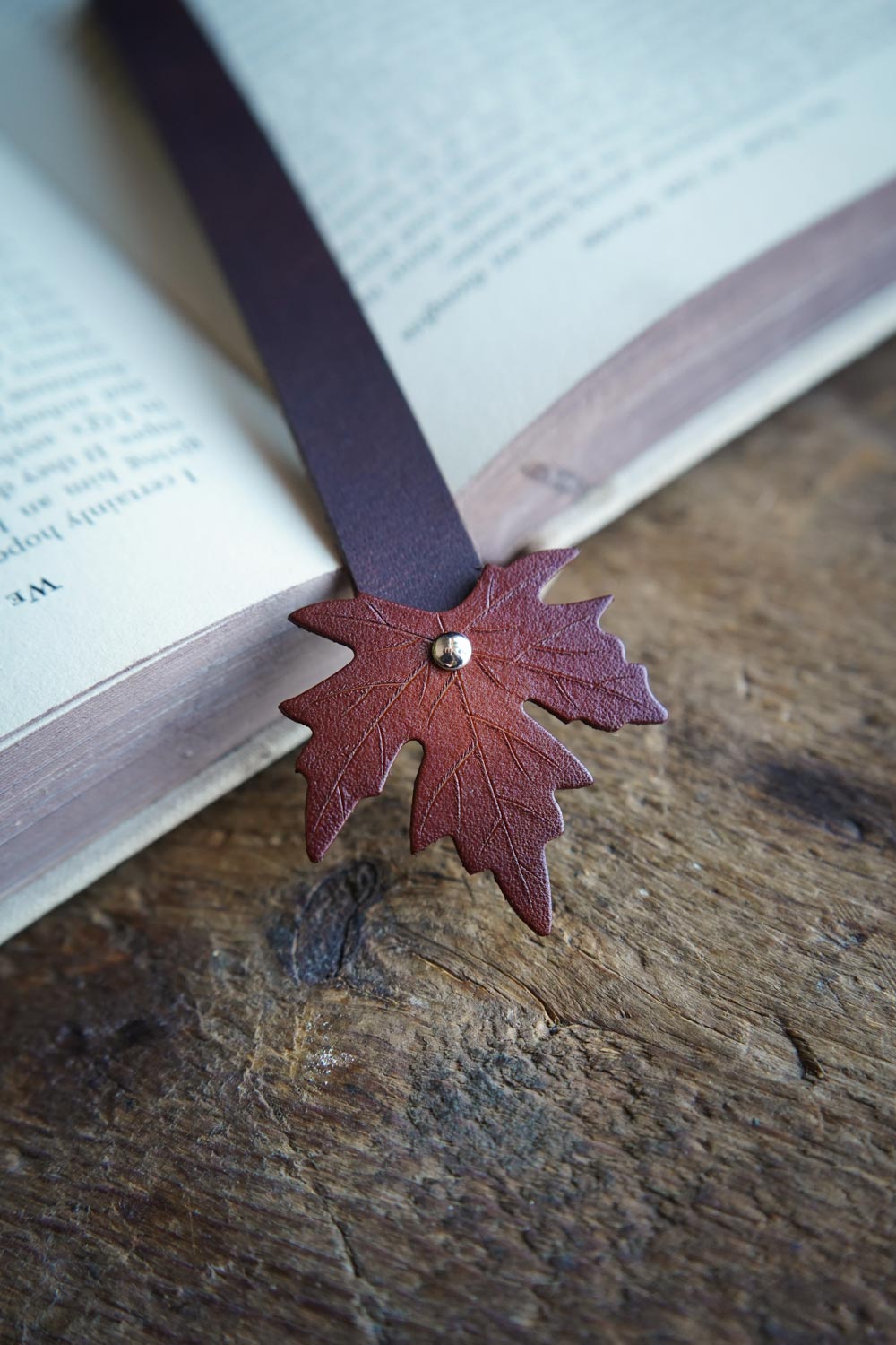 Personalized Sugar Maple Leather Leaf Bookmark - Made In Canada ...