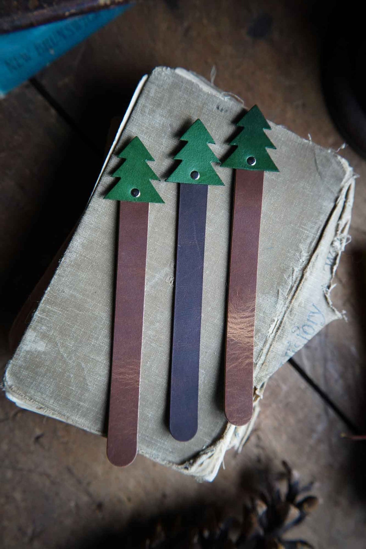 Personalized Leather Tree Bookmark - Made In Canada - Hammerthreads